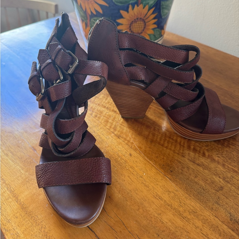 Madewell gladiator style wood heeled sandal